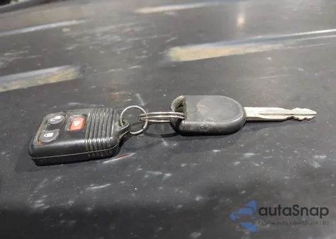 2005 Ford Explorer Sport Trac Adrenalin/Xls/Xlt z USA, uszkodzony, nr VIN 1FMDU77K45UB93819